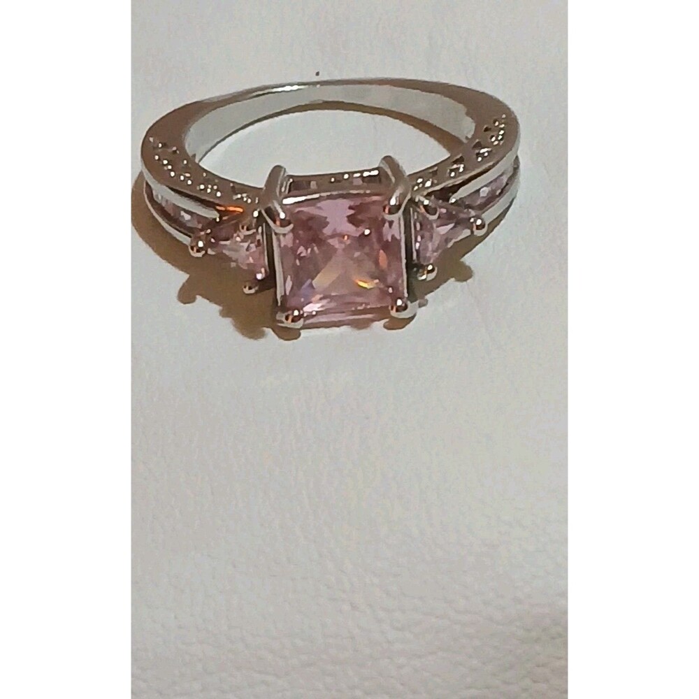 Square Pink- Silver Band Womens SZ-9 Side Smaller Pink Stones Stainless Steel